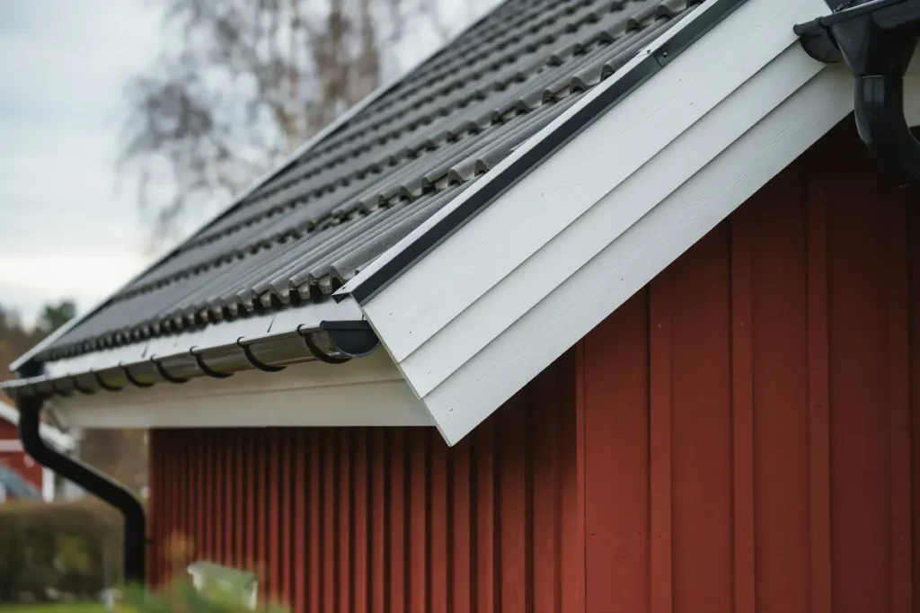 byte av vindskivor och fotpl tar p villa i l ggesta mariefred