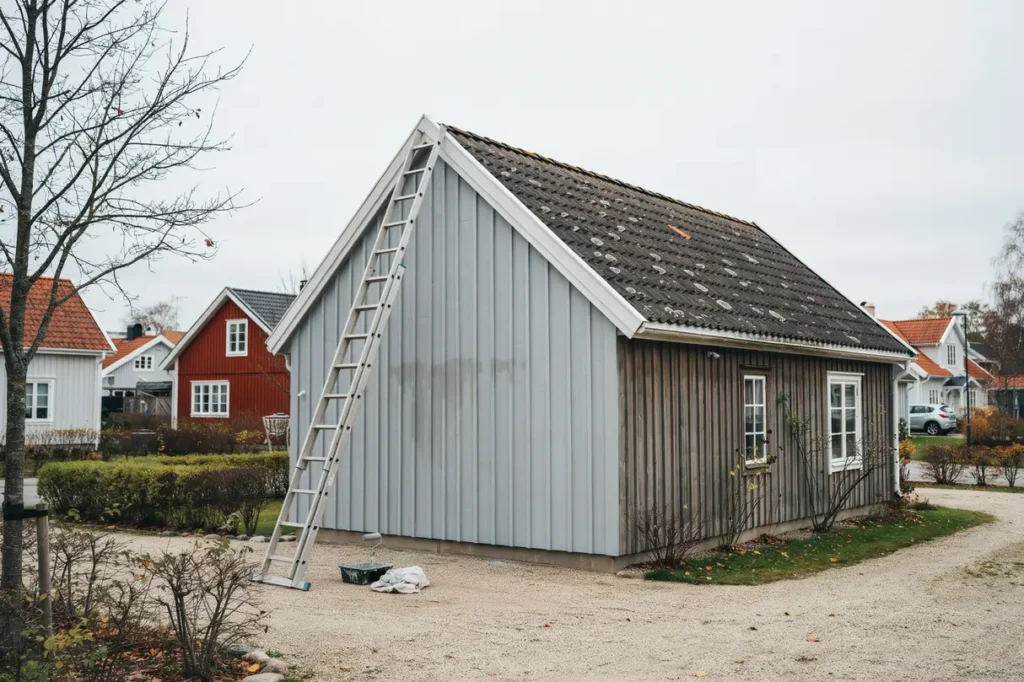 byta panel och m la tr fasad s lyfter du husets utseende och skyddar det f r l ng tid